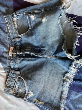 Zara Light Blue Distressed Frayed Denim Shorts